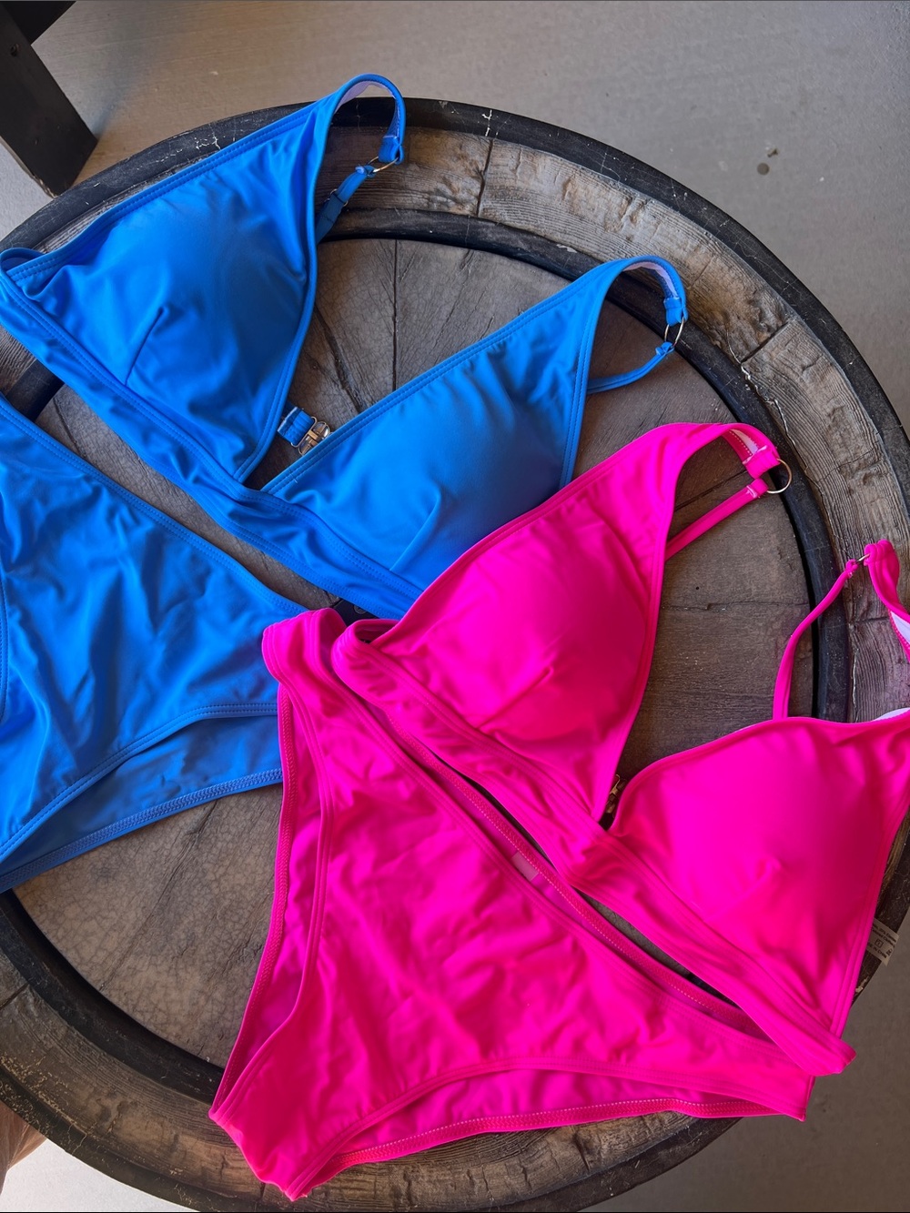 Get two Women’s Blue & Hot Pink Triangle Bikini Set - L/XL Unbranded B12